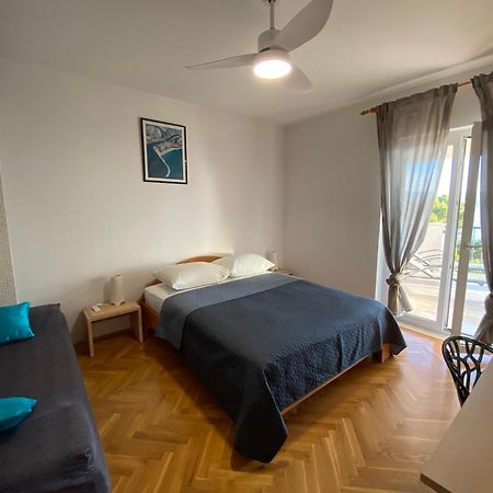 Apartmani Mateo Omis Exterior photo