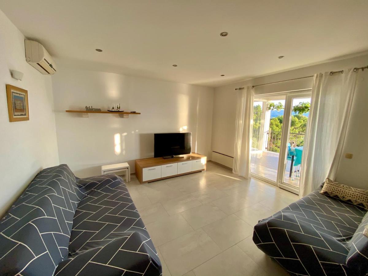 Apartmani Mateo Omis Exterior photo