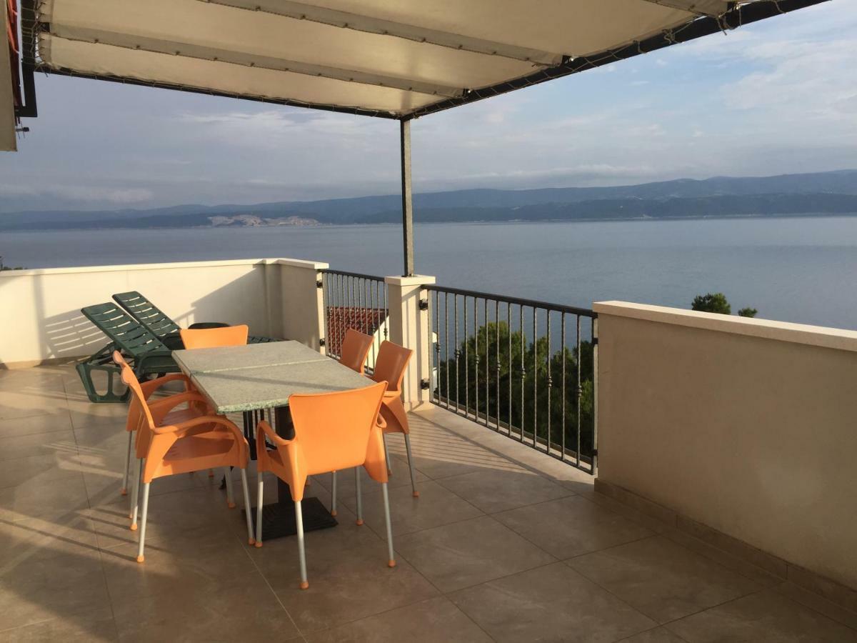 Apartmani Mateo Omis Exterior photo
